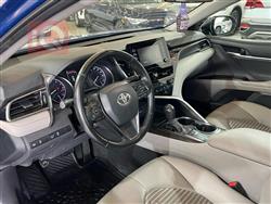 تۆیۆتا کامری